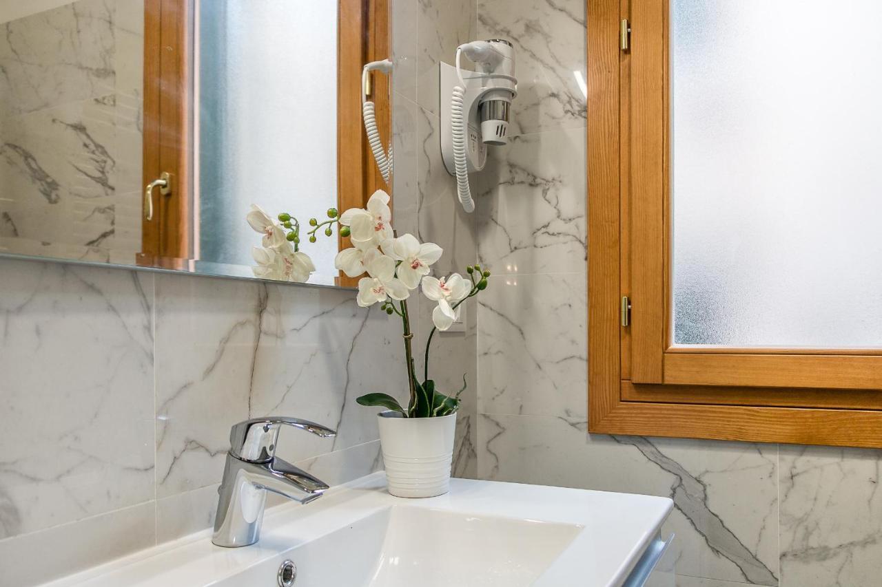 Venetian New Style @ Ca' D'oro Apartamento