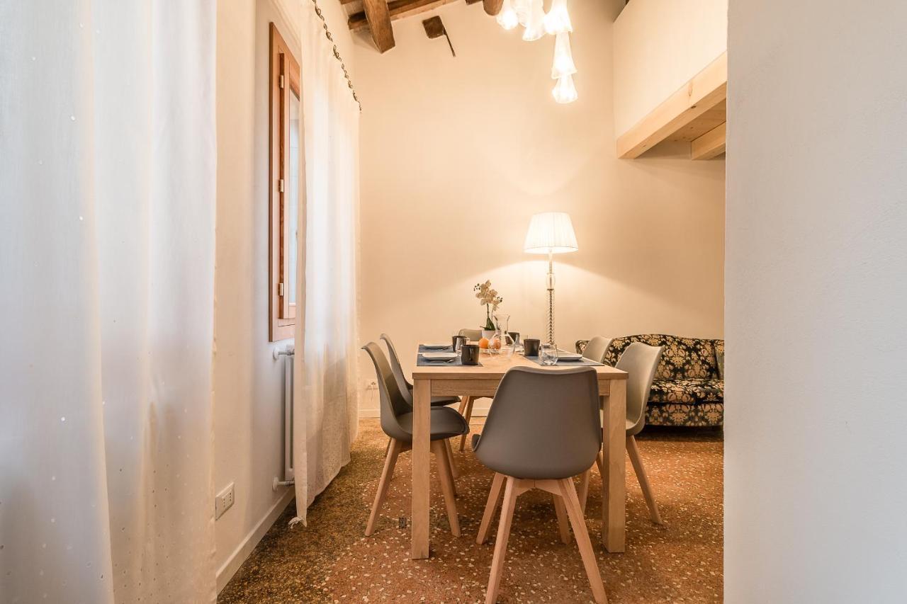 Venetian New Style @ Ca' D'oro Apartment